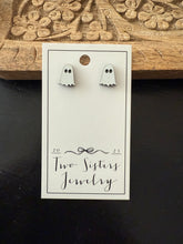 Load image into Gallery viewer, Two Sisters Handmade Earrings
