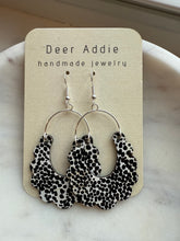 Load image into Gallery viewer, Deer Addie Earrings
