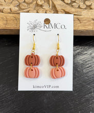 Load image into Gallery viewer, Kim Co Fall Earrings
