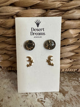 Load image into Gallery viewer, Desert Dreams Petite Earrings
