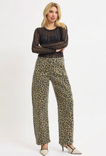 Load image into Gallery viewer, Risen Leopard Barrel Jeans
