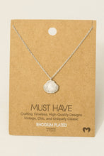 Load image into Gallery viewer, Shell Charm Necklace
