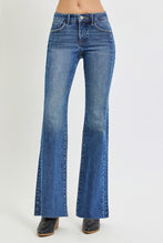 Load image into Gallery viewer, Hazel Double Seam Flare Denim
