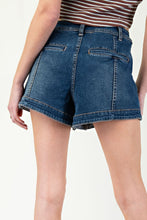 Load image into Gallery viewer, Layered Seamed Shorts
