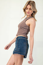 Load image into Gallery viewer, Layered Seamed Shorts

