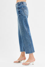 Load image into Gallery viewer, Carrie Dark Cropped Barrel Denim

