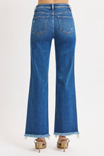 Load image into Gallery viewer, Amelia Straight Fray Hem Denim

