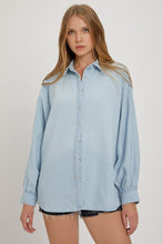 Load image into Gallery viewer, Claire Snap Denim Top
