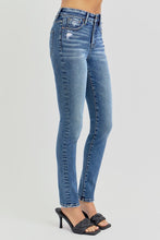 Load image into Gallery viewer, Amber Medium High Rise Skinny Jeans
