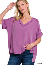 Load image into Gallery viewer, Plum Textured V-Neck Top
