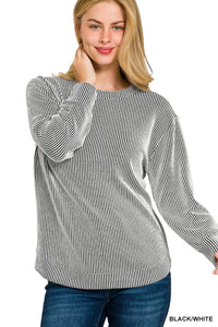B+W Textured Round Hem Top