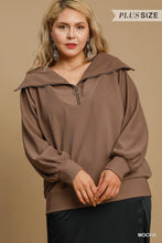Load image into Gallery viewer, Mocha Textured Zip Pullover - Plus
