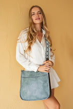 Load image into Gallery viewer, Chloe Crossbody Purse
