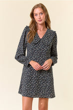 Load image into Gallery viewer, Black Floral Peter Pan Collar Dress
