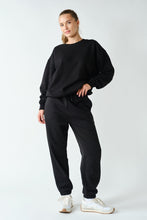 Load image into Gallery viewer, Black Billow Sweatpants
