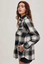 Load image into Gallery viewer, B+W Plaid Shacket
