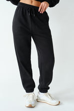 Load image into Gallery viewer, Black Billow Sweatpants
