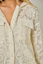 Load image into Gallery viewer, Mystree Ivory Crochet Hoodie
