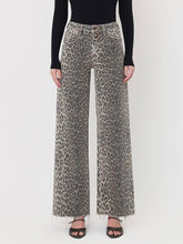 Load image into Gallery viewer, Flying Monkey Olivia Seamed Leopard Denim
