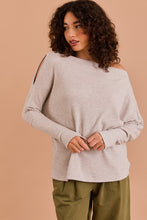 Load image into Gallery viewer, Gilli Oatmeal Slouchy Top
