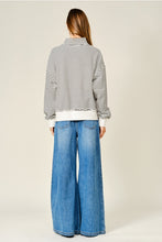 Load image into Gallery viewer, B+W Striped Grommet Sweatshirt
