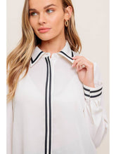 Load image into Gallery viewer, White + Black Trimmed Top
