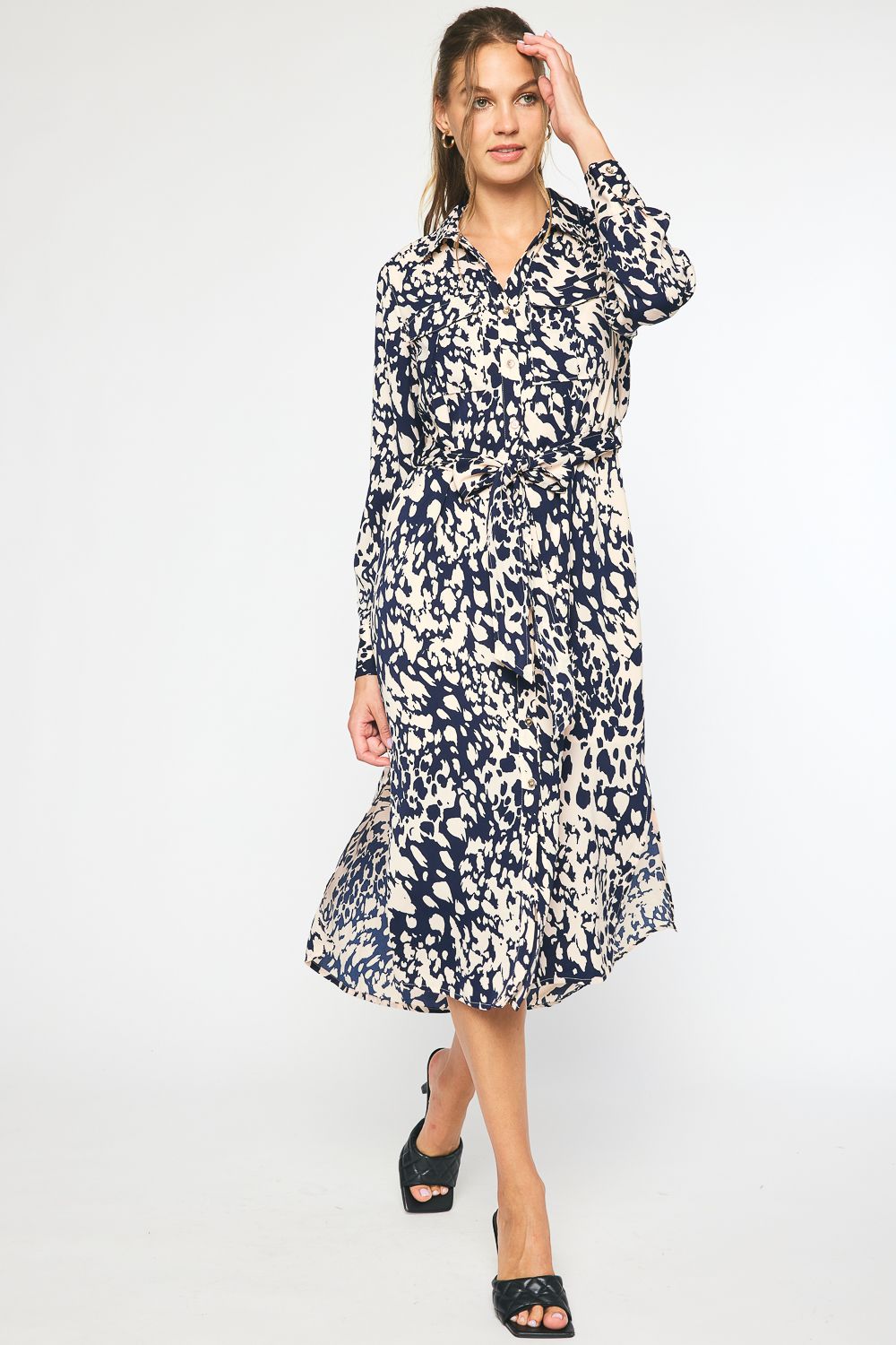 Entro Navy Abstract Midi Dress