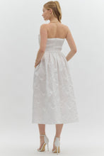 Load image into Gallery viewer, Ivory Pleated Strapless Dress
