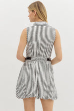 Load image into Gallery viewer, B+W Stripe Bubble Dress
