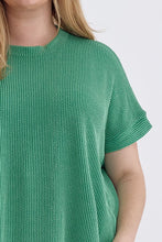 Load image into Gallery viewer, Kelly Green Textured Top - Plus
