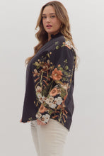Load image into Gallery viewer, Black Floral Trim Top - Plus
