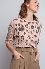 Load image into Gallery viewer, Rose Mixed Leopard Print Top
