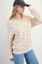 Load image into Gallery viewer, Easel Oatmeal Floral Waffle Pullover

