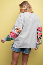 Load image into Gallery viewer, Grey Bright Patch Sleeve Sweatshirt
