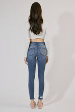 Load image into Gallery viewer, KC Gemma Stone Wash Skinnies

