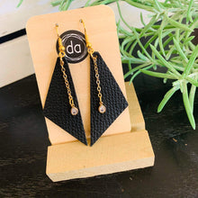 Load image into Gallery viewer, Deer Addie Earrings
